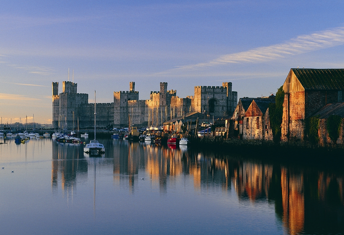 Castell Caernarfon Castle - Cadw Llywodraeth Cymru (Hawlfraint y Goron) / Cadw Welsh Government (Crown Copyright)