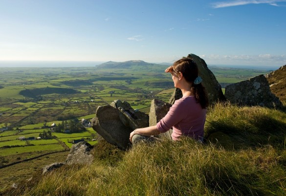 Carn Fadryn - Hawlfraint Ein Treftadaeth / Copyright Our Heritage