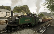 Rheilffordd Blaenau Ffestiniog Railway - Hawlfraint Ein Treftadaeth / Copyright Our Heritage