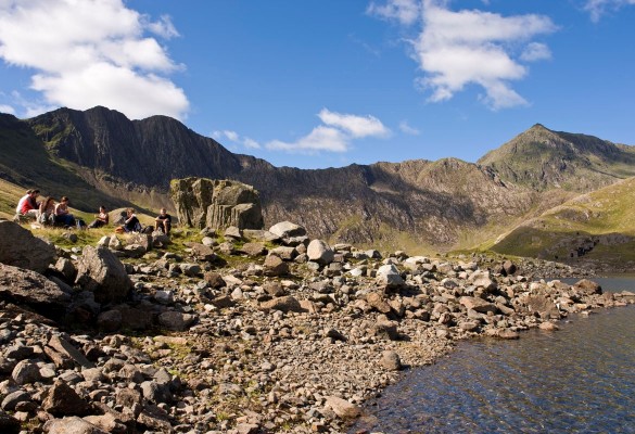 Yr Wyddfa / Snowdon - Hawlfraint Cyngor Gwynedd / Copyright Gwynedd Council