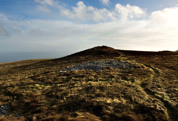 Mynydd Rhiw - Hawlfraint Ein Treftadaeth / Copyright Our Heritage